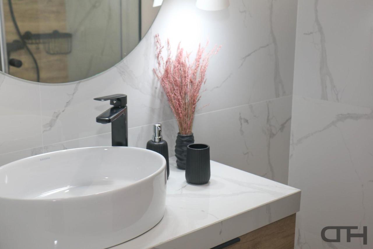 Downtown Thessaloniki Deluxe - Ote Tower Home Apartment